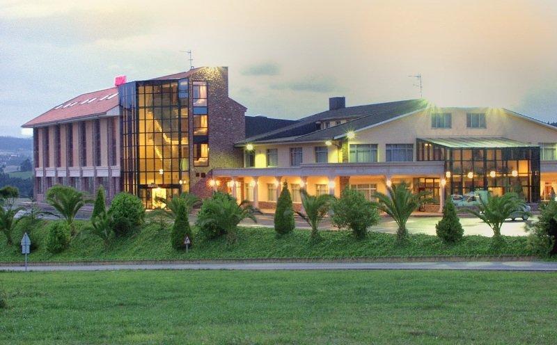 Hotel Royal Llanera  Zewnętrze zdjęcie