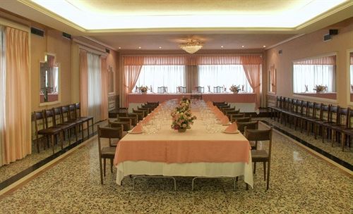 Hotel Royal Llanera  Zewnętrze zdjęcie